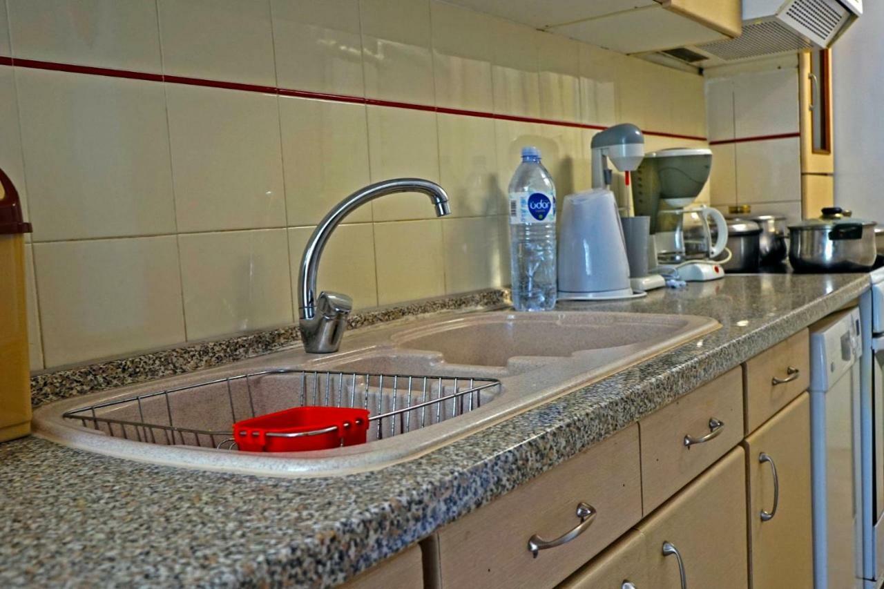 Villa Fofo - Beautiful Sea Front Villa With 650M2 Garden Nea Kallikrateia Kültér fotó